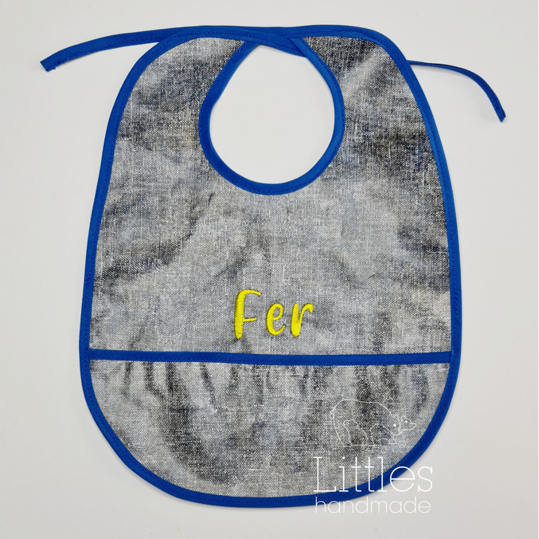 Babero impermeable