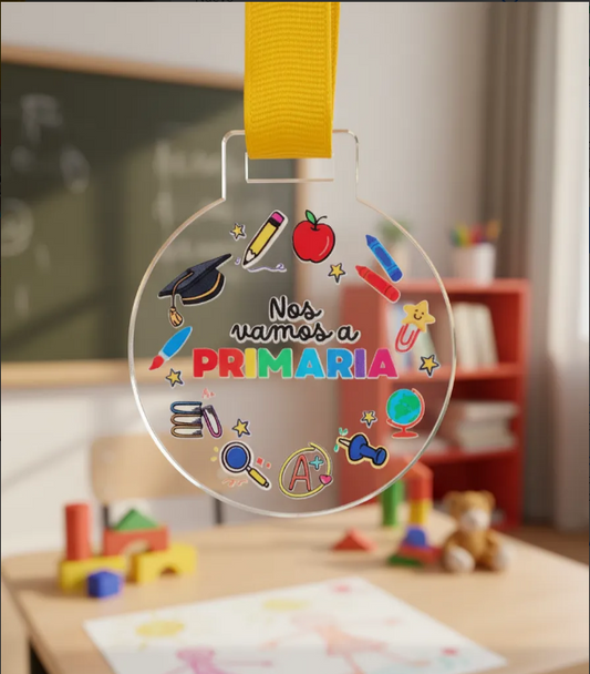 Set de 5 Medallas Graduación 2026 Acrílico 6cm: Diseños para Kinder, Primaria y Secundaria. Listón Amarillo