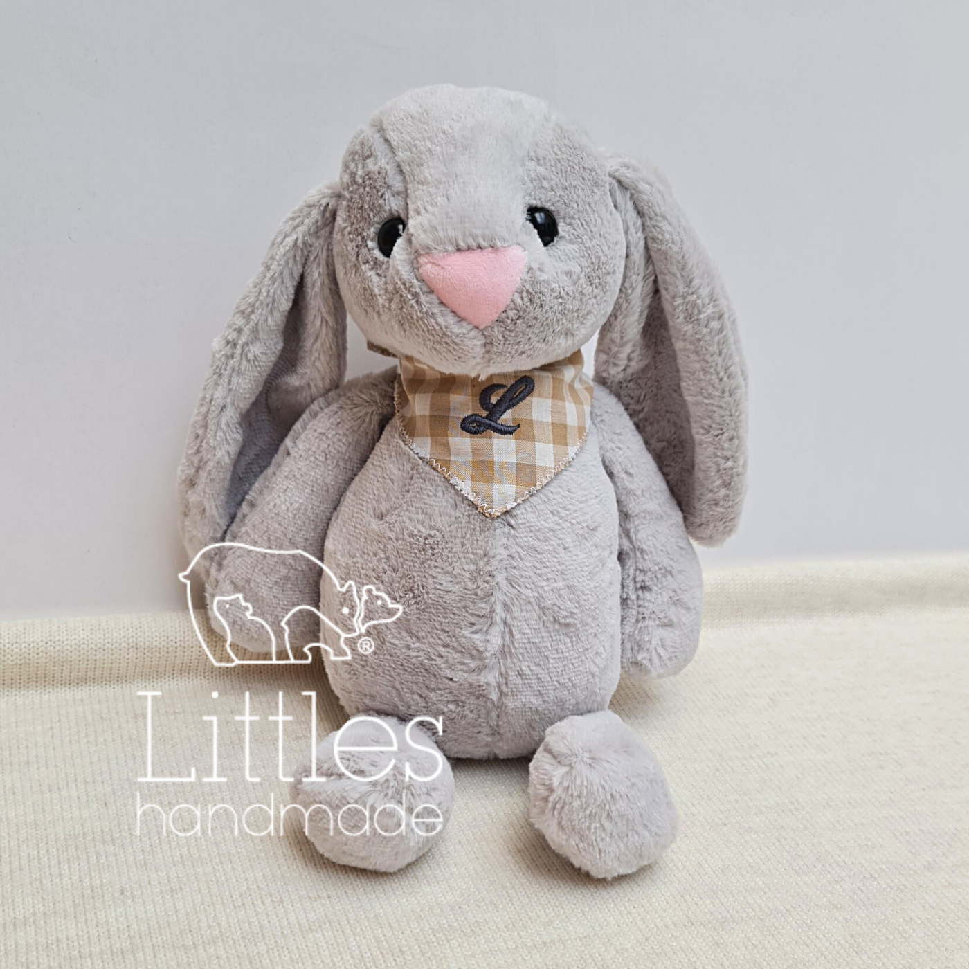 Conejito Plush Bandana