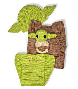 Set baby yoda crochet con sonaja